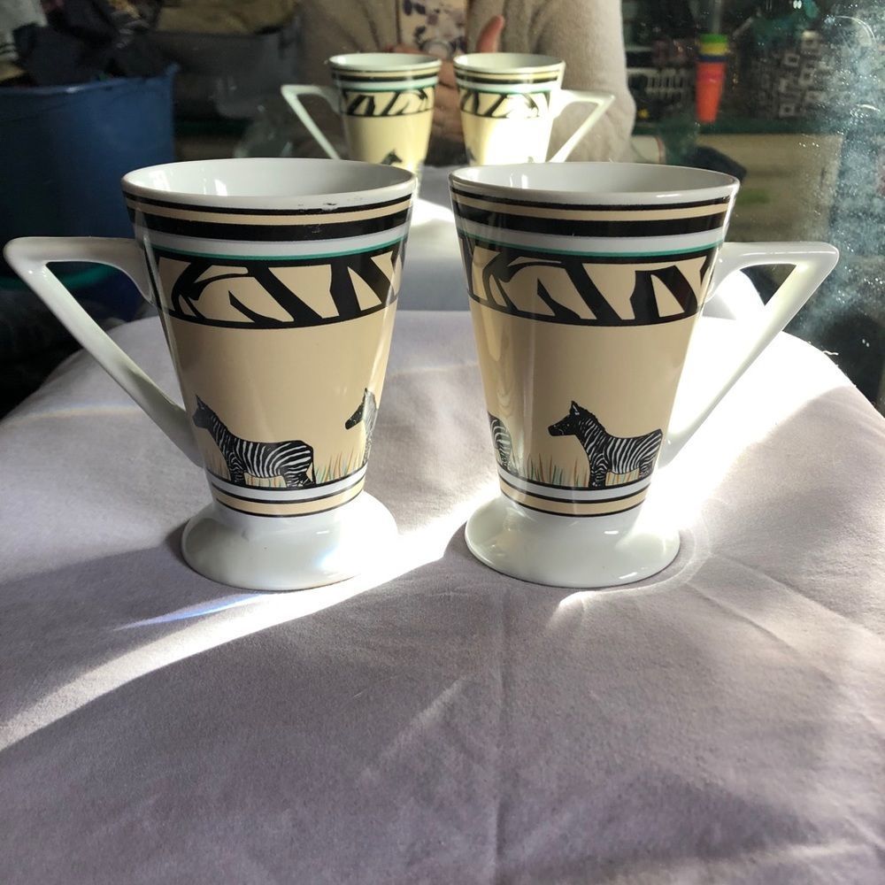 Zebra cups